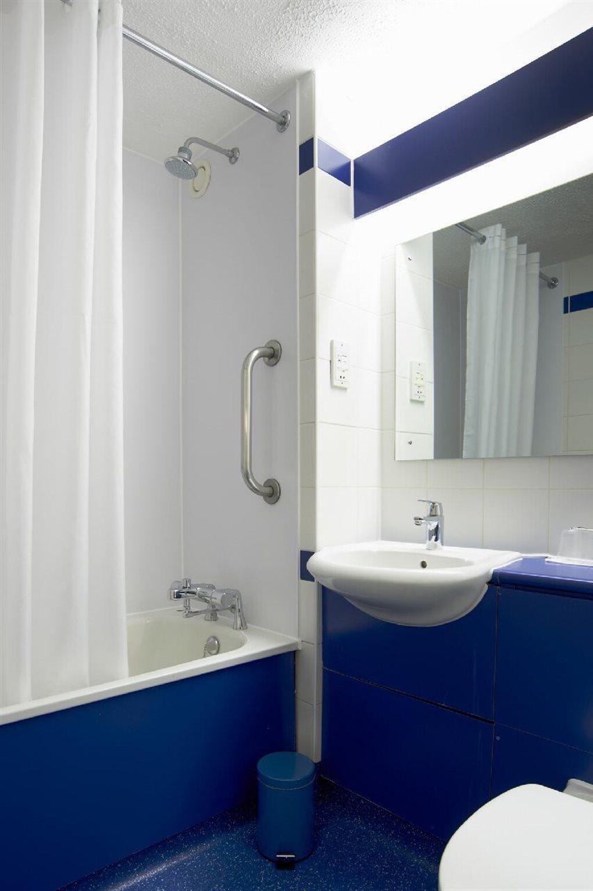 Travelodge Bedford Wyboston Dış mekan fotoğraf