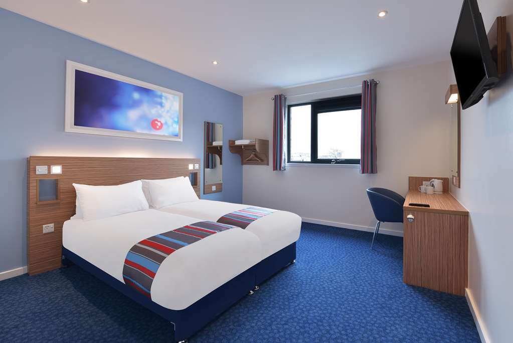 Travelodge Bedford Wyboston Oda fotoğraf